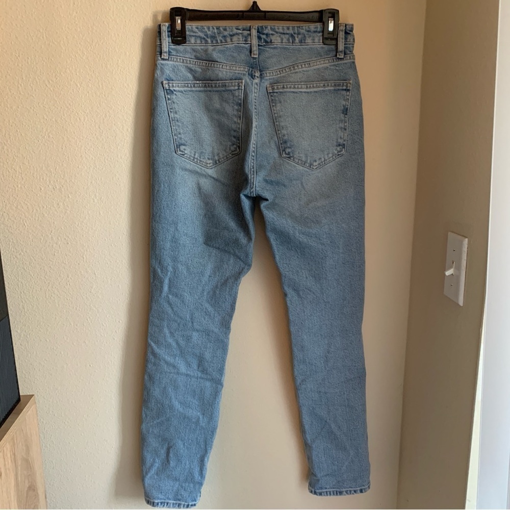 Zara Light Wash Distressed Jeans Size 2 - Picture 6 of 6